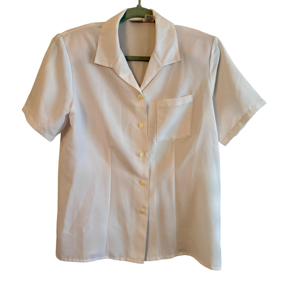 White Short Sleeve Button Up Blouse Medium Lightweight Minimalist‎ Classic Shirt